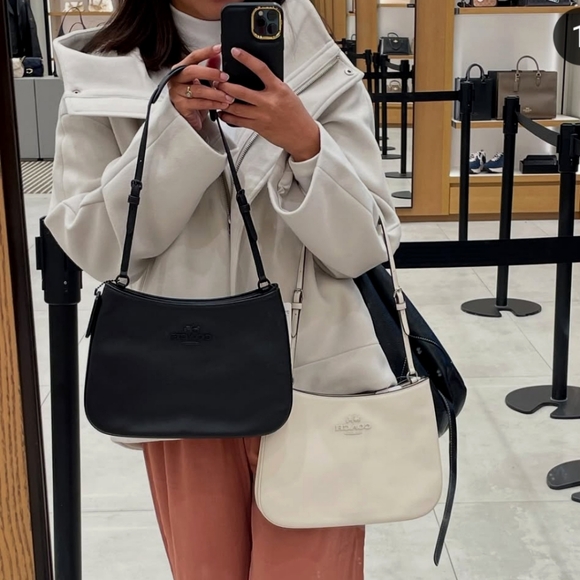 Coach Black Leather Penelope Shoulder Bag 🖤✨️ - Picture 7 of 7